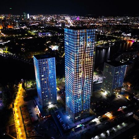 Апартаменты На Набережной С Панорамным Видом На 39 Этаже Astana Exterior foto