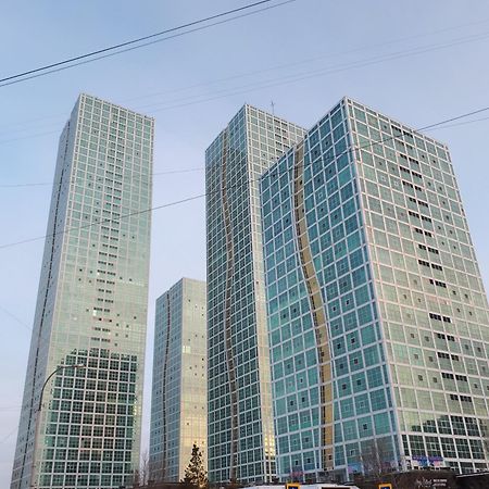 Апартаменты На Набережной С Панорамным Видом На 39 Этаже Astana Exterior foto