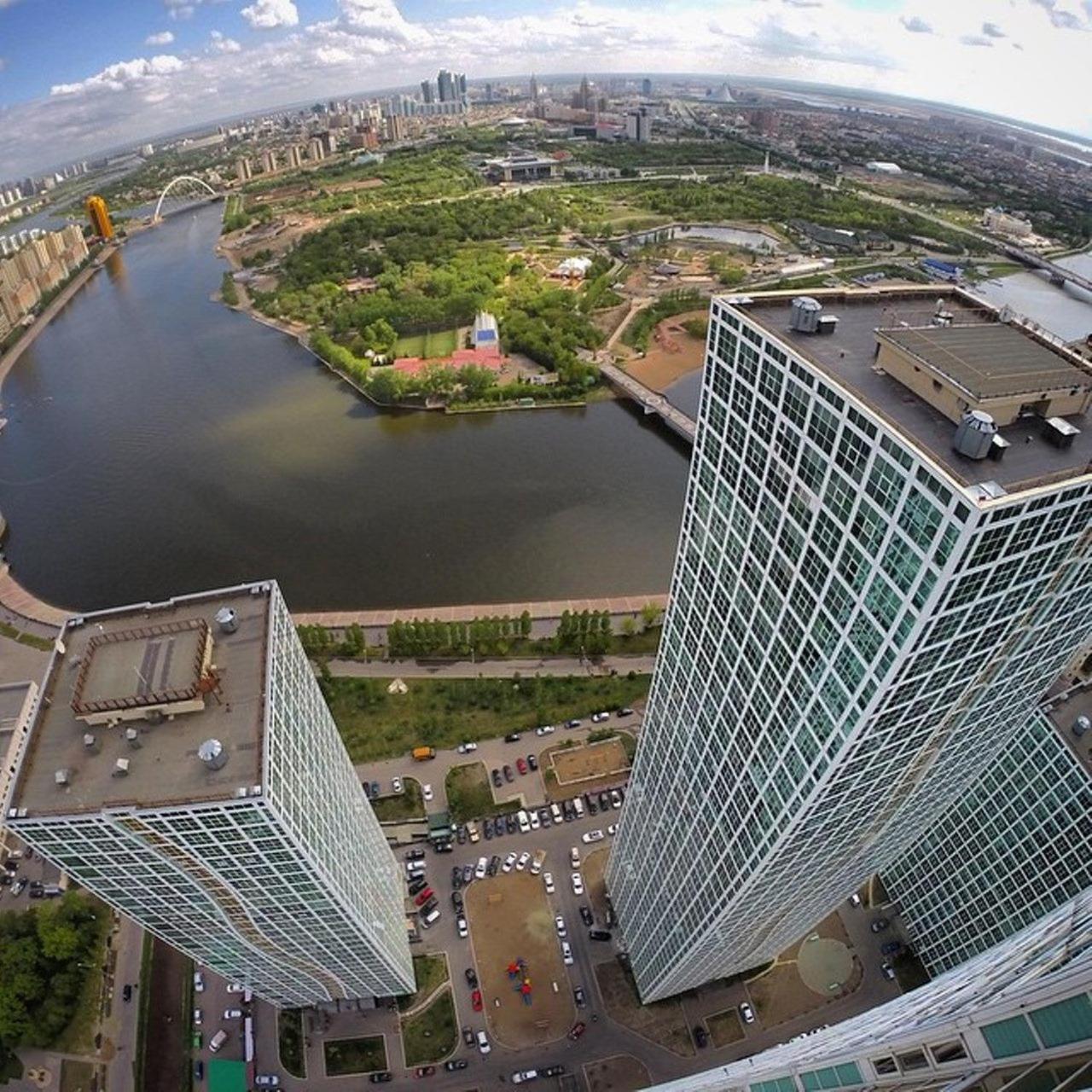 Апартаменты На Набережной С Панорамным Видом На 39 Этаже Astana Exterior foto